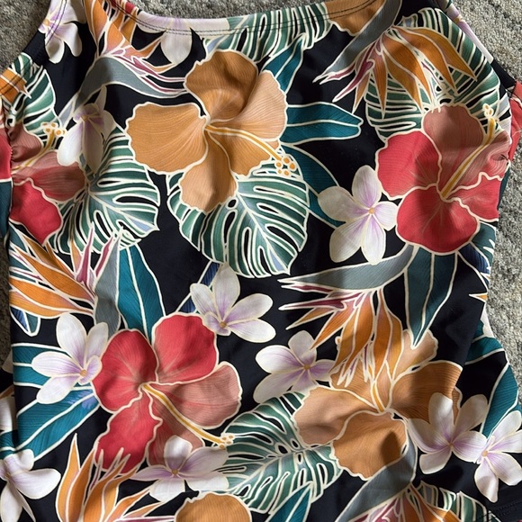 Hurley Black and tropical floral One Piece Swimsuit - open back - medium - Picture 2 of 7